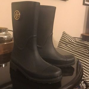 Tory Burch short dark blue rain boots